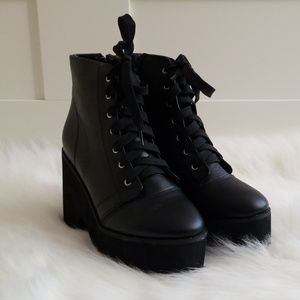 Black Platform Boots Size 7